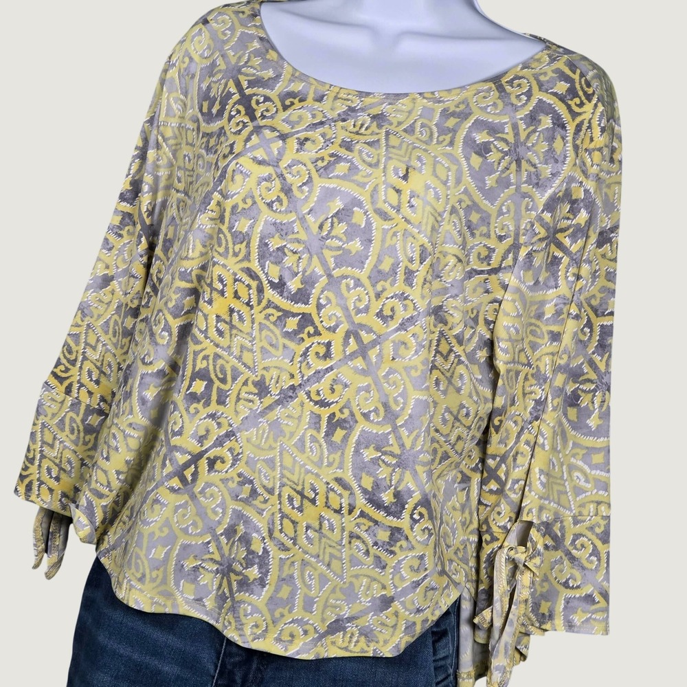 Clara Sunwoo Womens PXL Petite 3/4 Sleeve Tie Cuff Blouse Yellow Grey Medallion